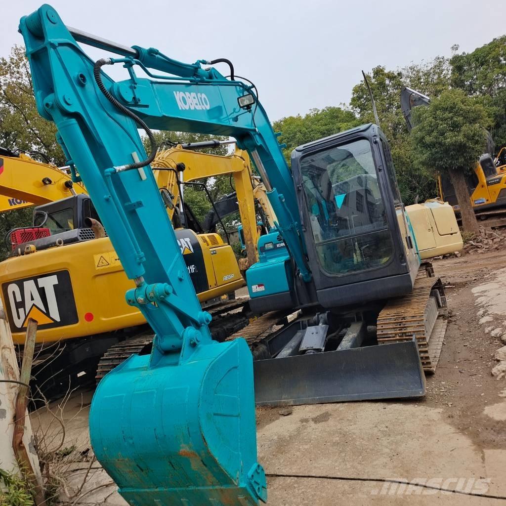 Kobelco SK 75 Гусеничні екскаватори