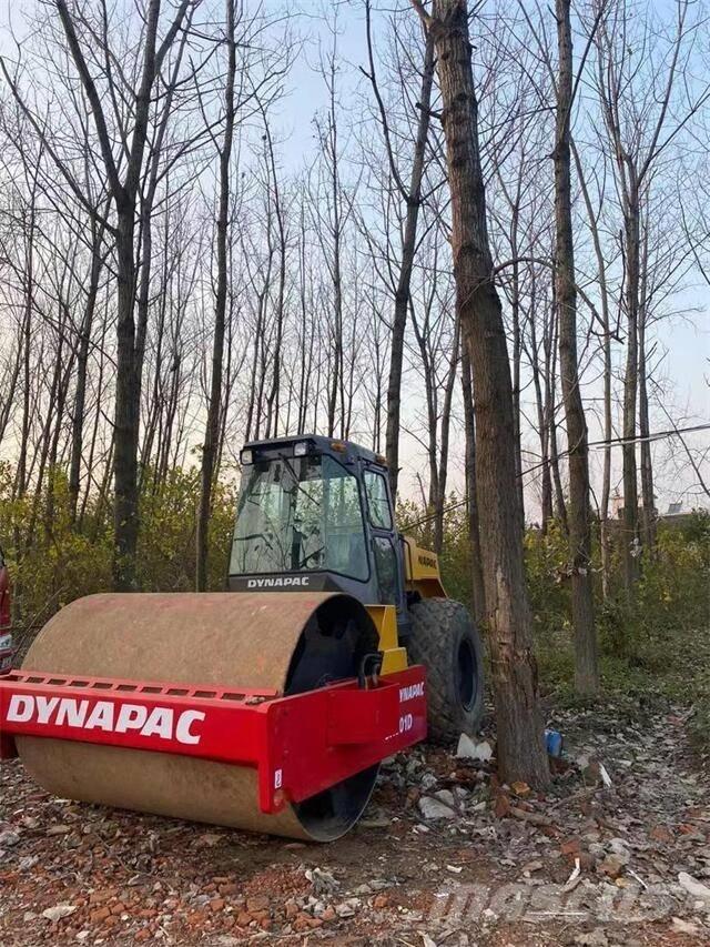 Dynapac CA301 Грунтові котки