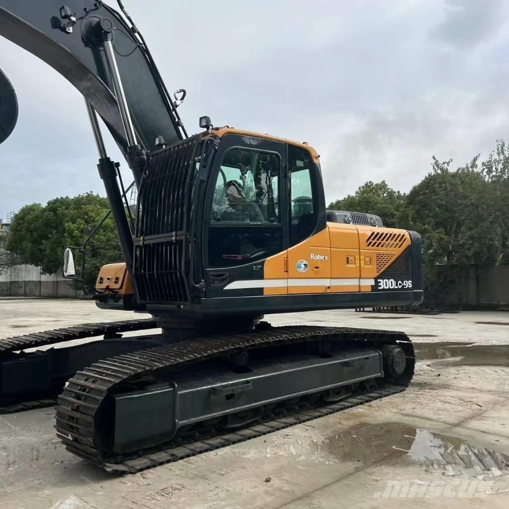 Hyundai R300LC-9S Гусеничні екскаватори