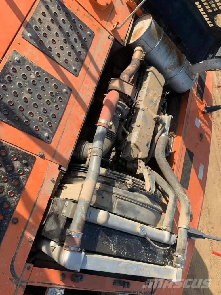 Hitachi zaxis330 Гусеничні екскаватори