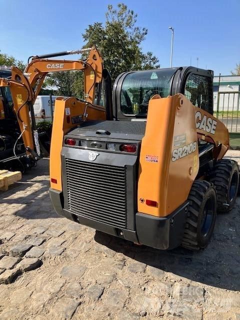 CASE SR210B Міні-навантажувачі
