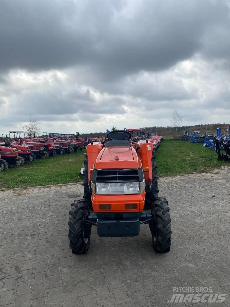 Kubota GL 23 Трактори