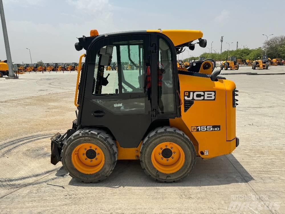 JCB 155 Міні-навантажувачі