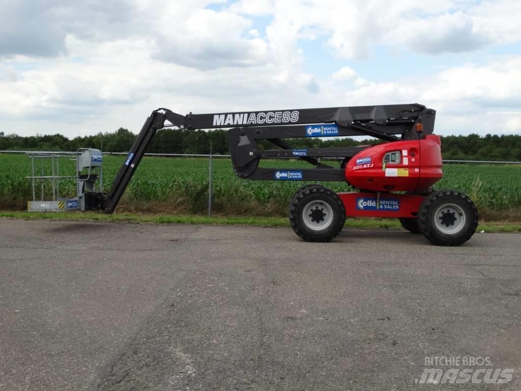 Manitou 200 ATJ Колінчаті підйомники