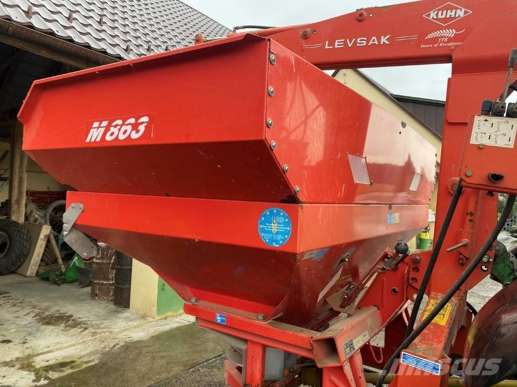 Kuhn M863 Розсіювач мінеральних добрив