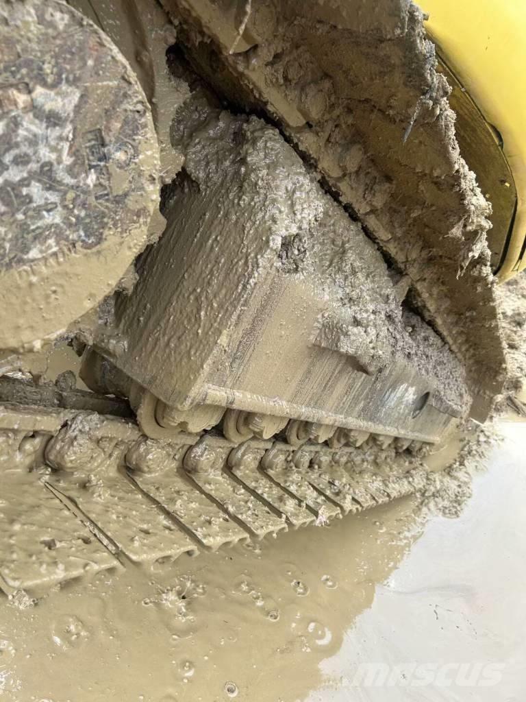 Komatsu PC 128 US Гусеничні екскаватори