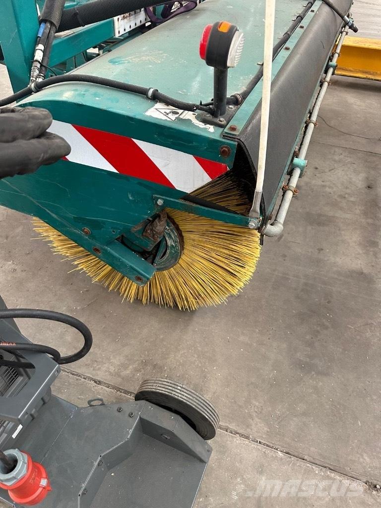 Burtec BB 235/80 S Щітки