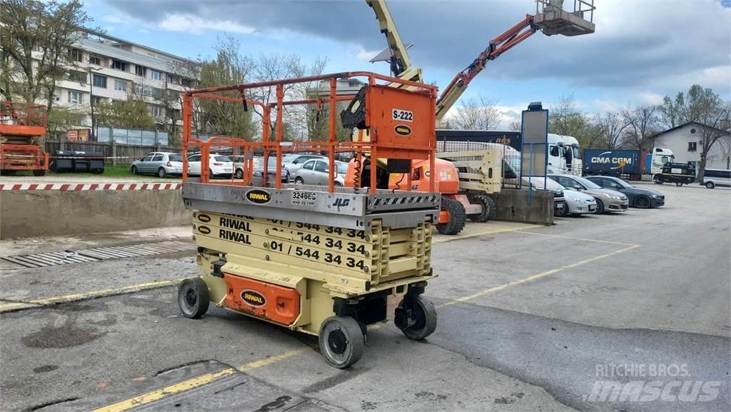 JLG 3246ES Підйомники-ножиці