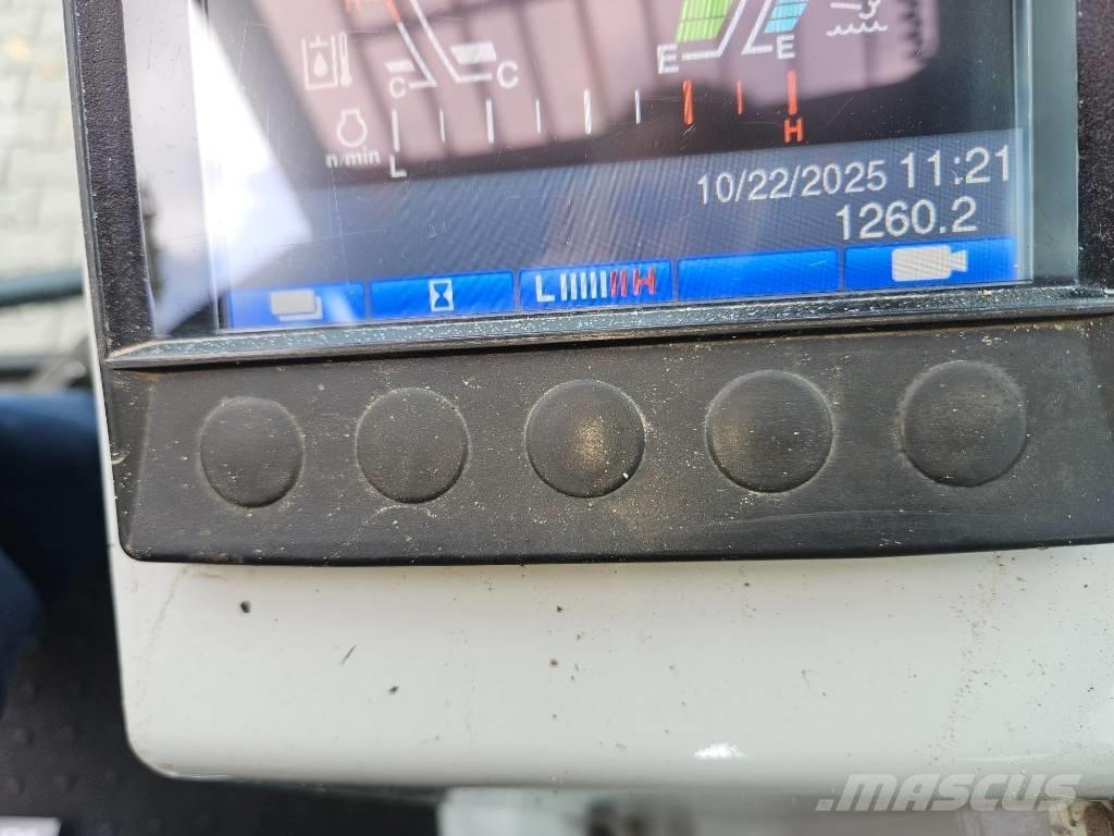 Takeuchi TCR50-2 Гусеничні самоскиди