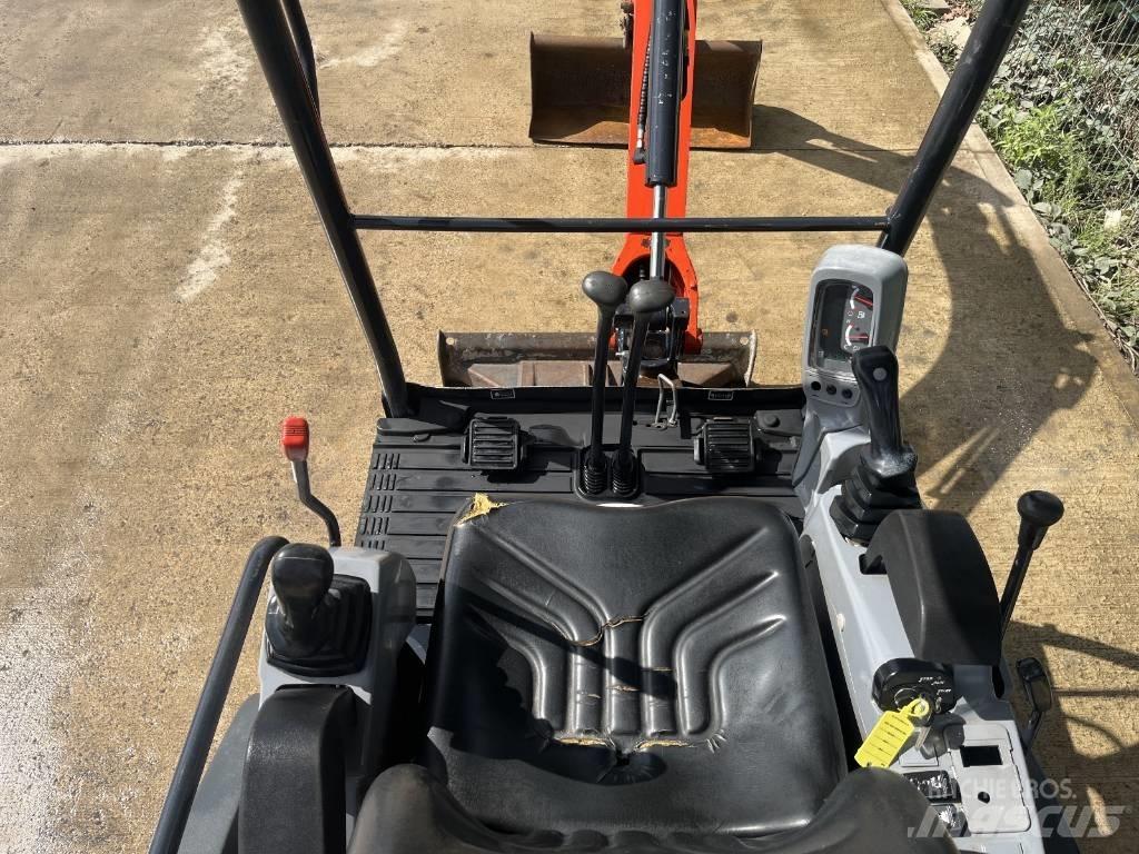 Kubota KX 015-4 Міні-екскаватори < 7т