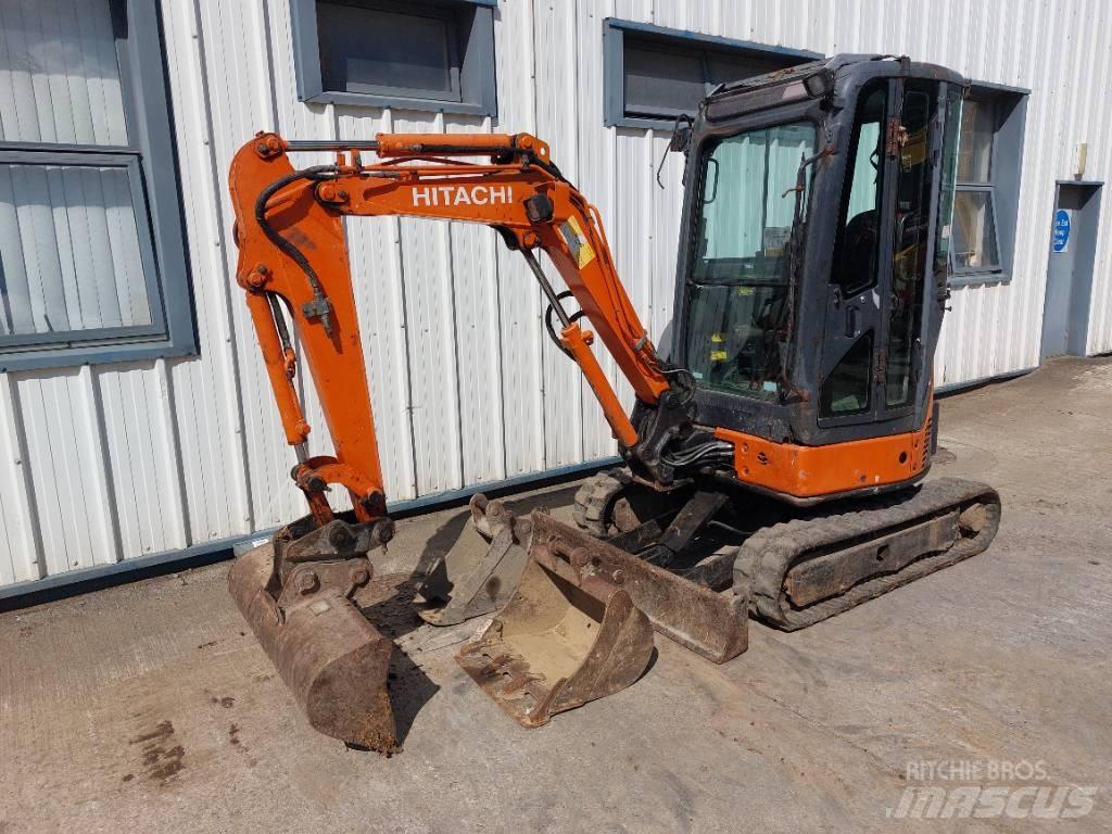 Hitachi ZX22U Міні-екскаватори < 7т