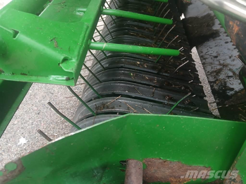 McHale Fusion 3 Plus Рулонні прес-підбирачі