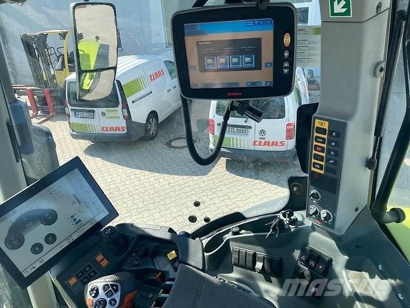 CLAAS Axion 930 Трактори