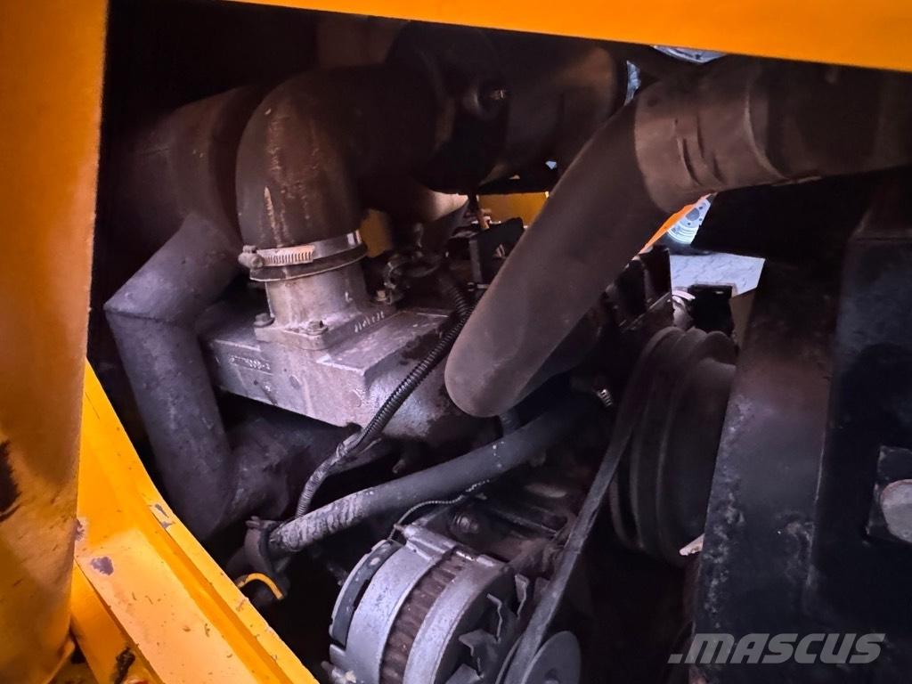 JCB 2 CX Airmaster Фронтальні навантажувачі