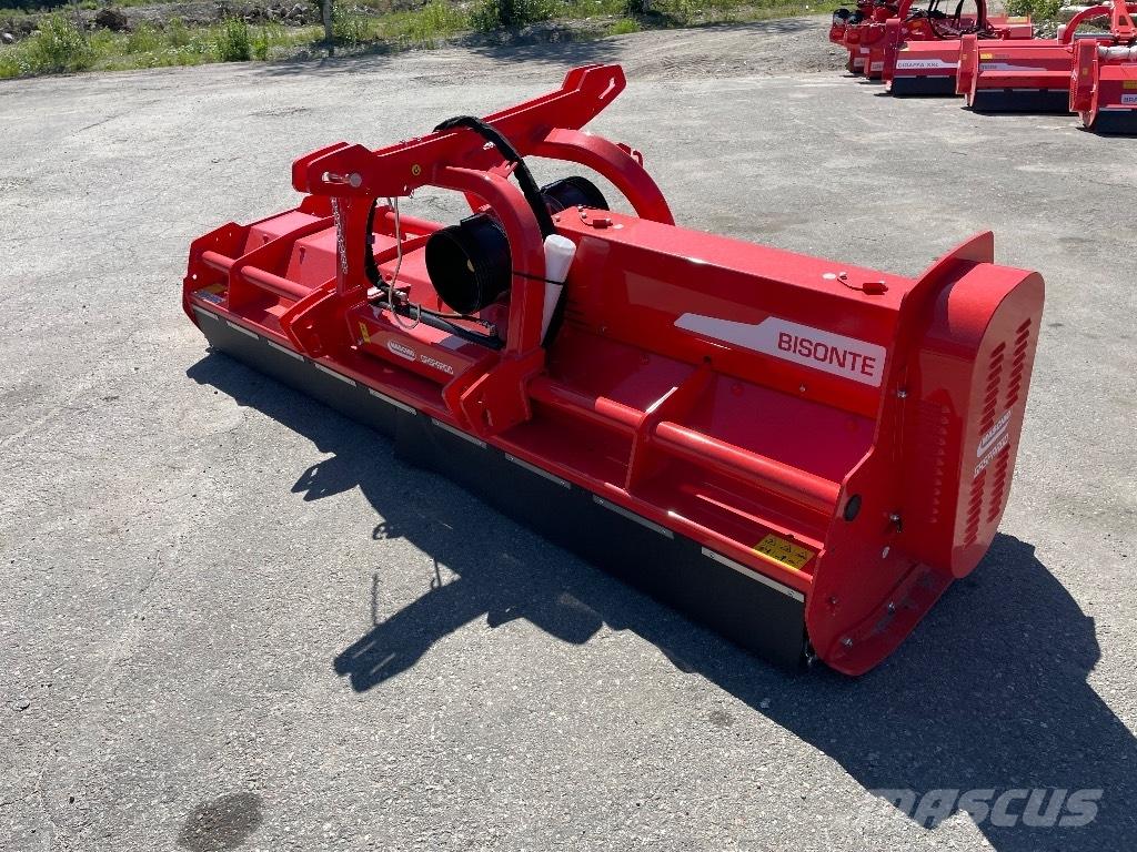 Maschio Bisonte 300 Газонні і лукові косилки