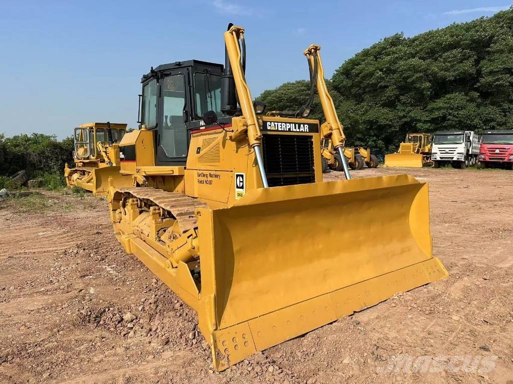 CAT D 6 G Гусеничні бульдозери