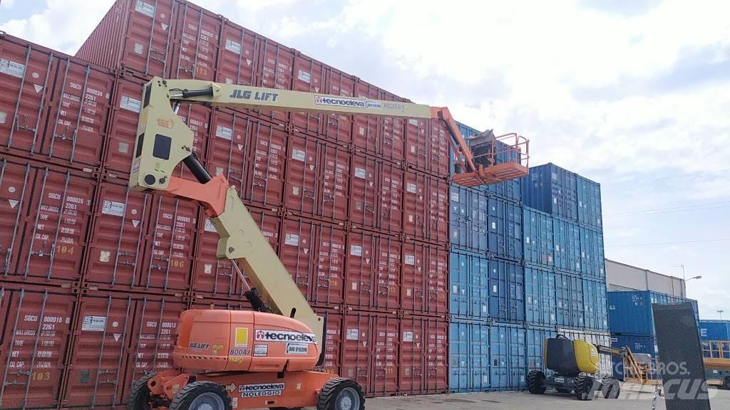 JLG 800 AJ Колінчаті підйомники