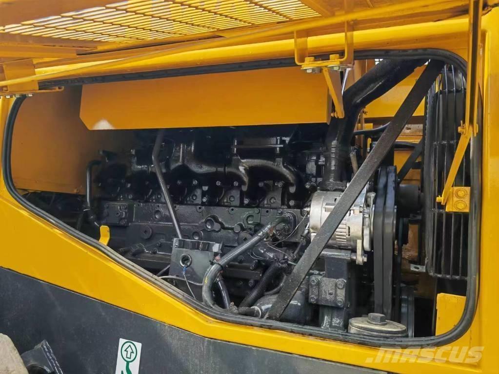 Komatsu WA 470-3 Фронтальні навантажувачі