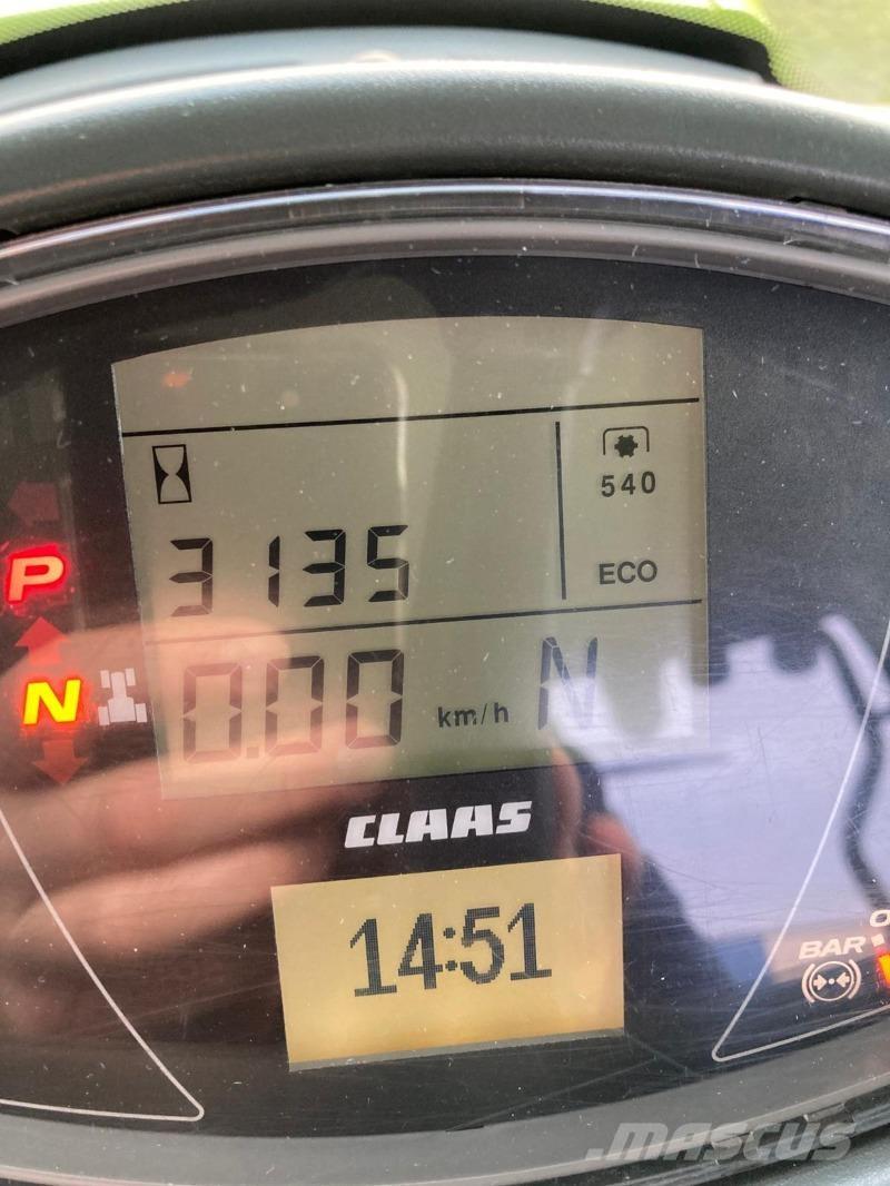 CLAAS Axion 870 Трактори