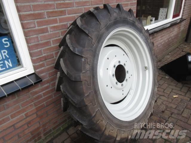 Michelin 13.6/38 Колеса