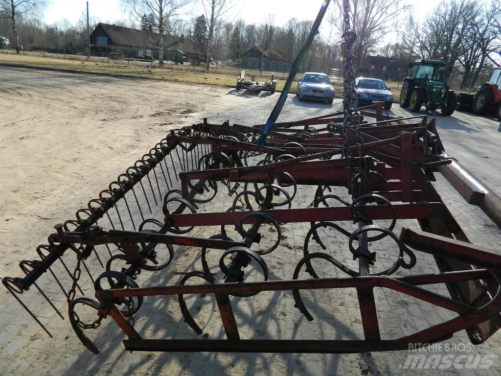 Lilla Harrie 3600 Культиватори