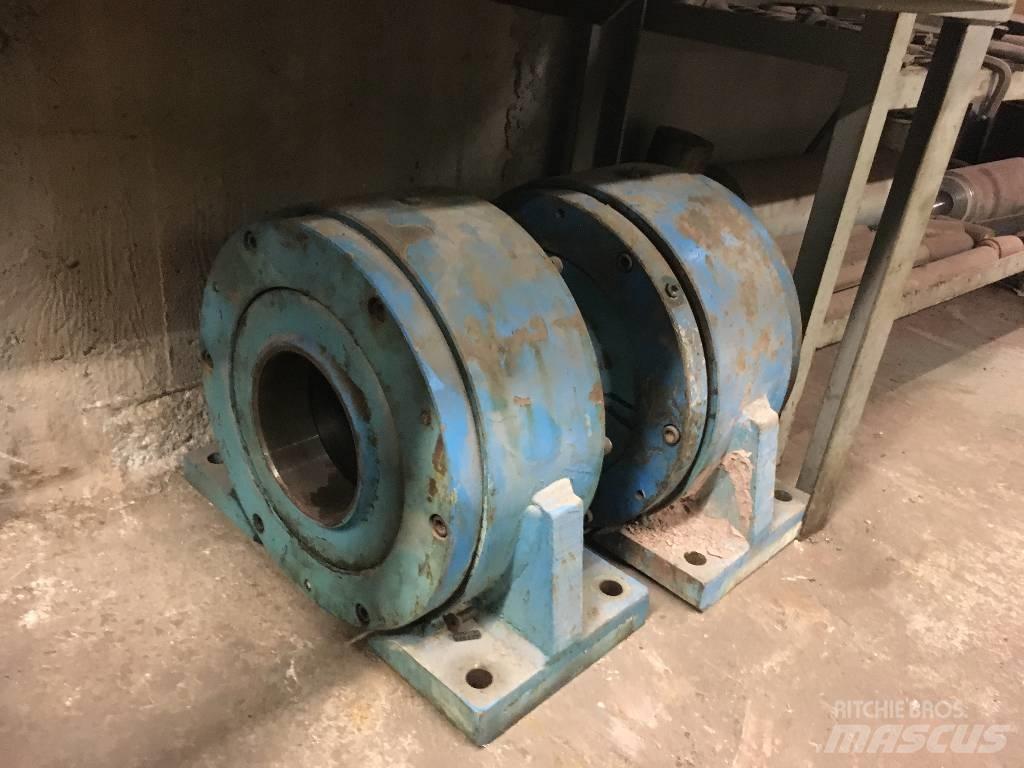Terex Pegson 428 Коробка передач