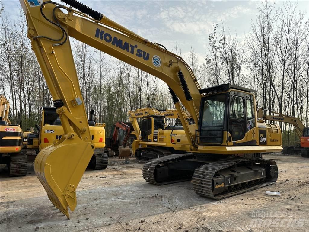 Komatsu PC200-8 Гусеничні екскаватори