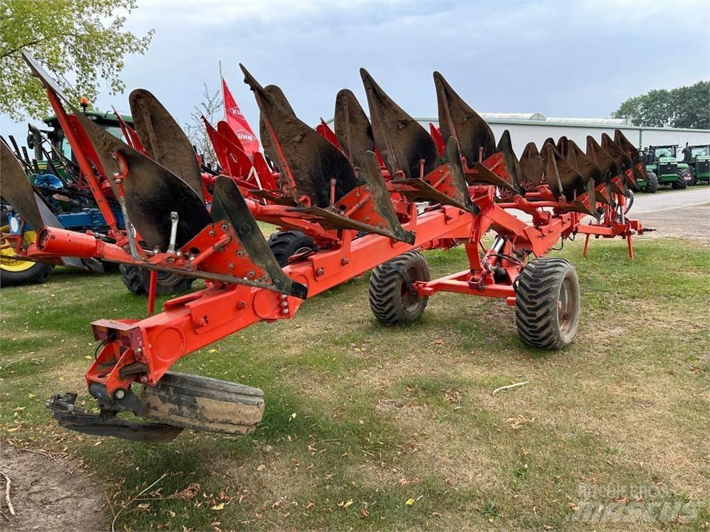 Kuhn Challenger Реверсивні плуги
