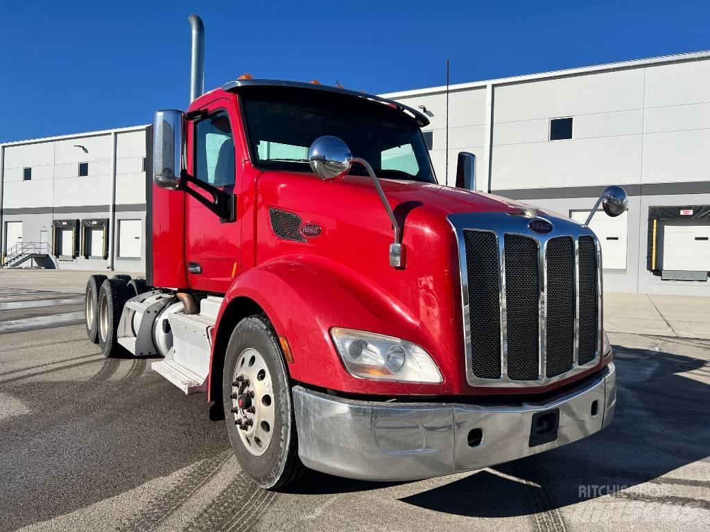 Peterbilt 579 Тягачі