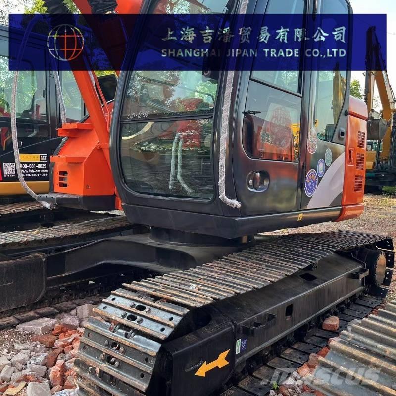 Hitachi ZX 135 Середні екскаватори 7т. - 12т.