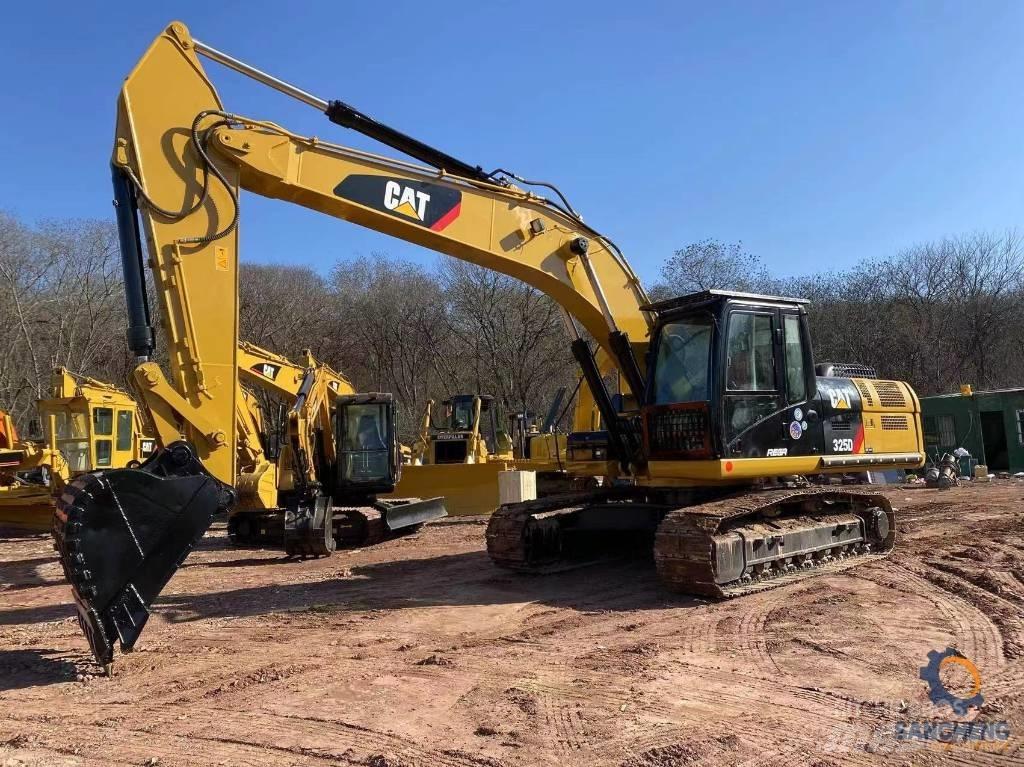 CAT 325 D Гусеничні екскаватори