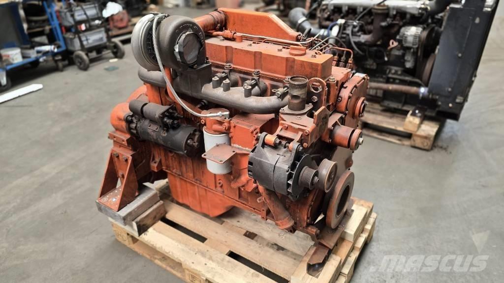 Cummins 6CTA8.3 Двигуни