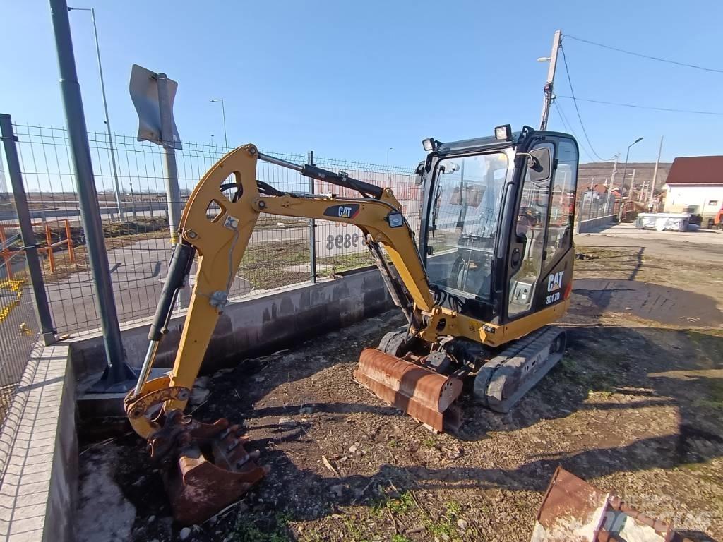 CAT 301.7D Міні-екскаватори < 7т
