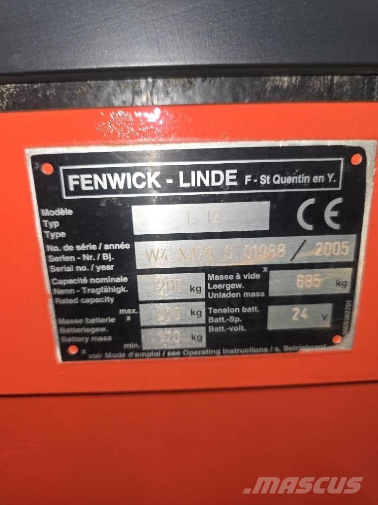 Linde L 12 Самохідні електроштабелери