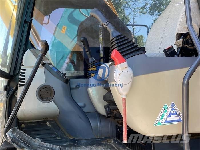 Komatsu PC 210 LC Гусеничні екскаватори