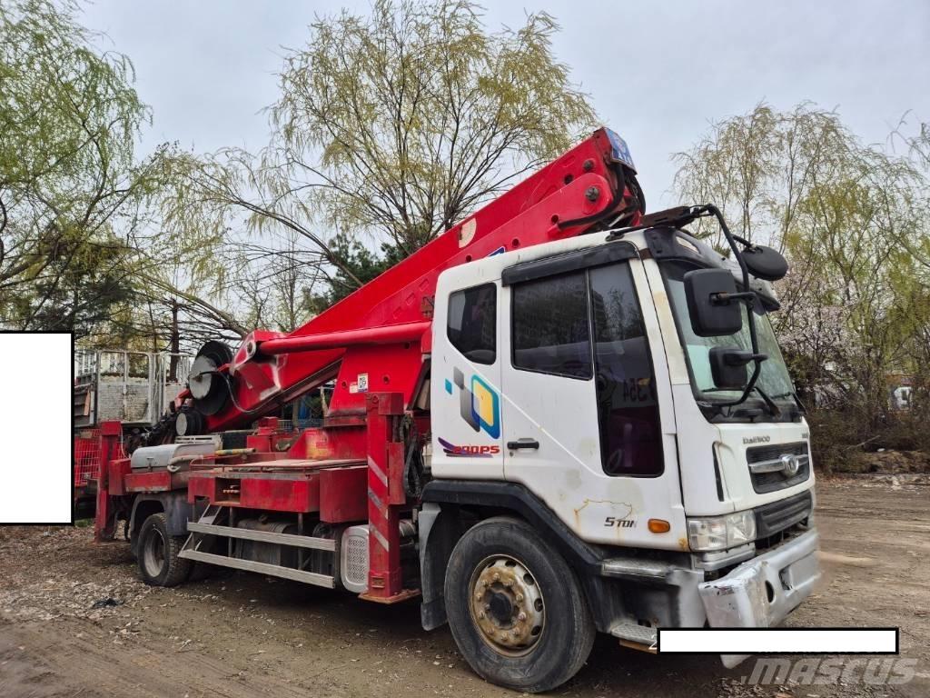 Horyong SKY450 Автовишки на базі вантажівки