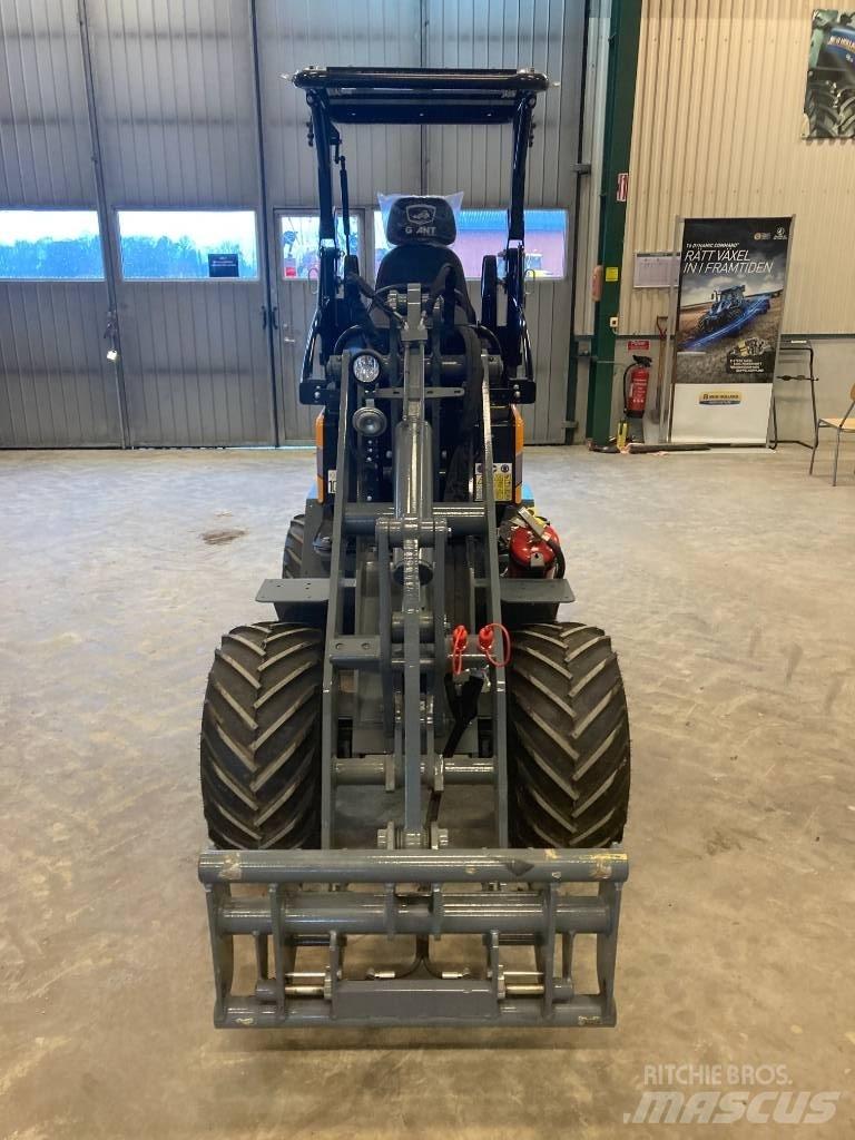 GiANT G1500 Малі навантажувачі