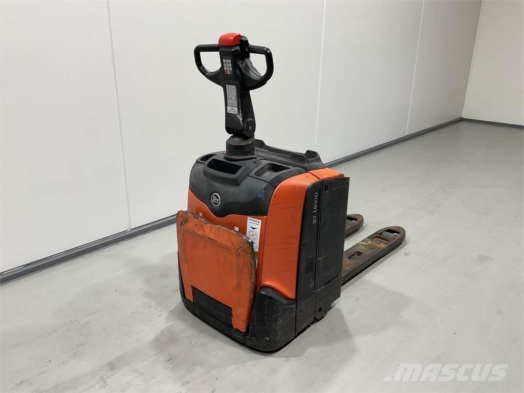 BT LPE200 Візки для перевезення піддонів