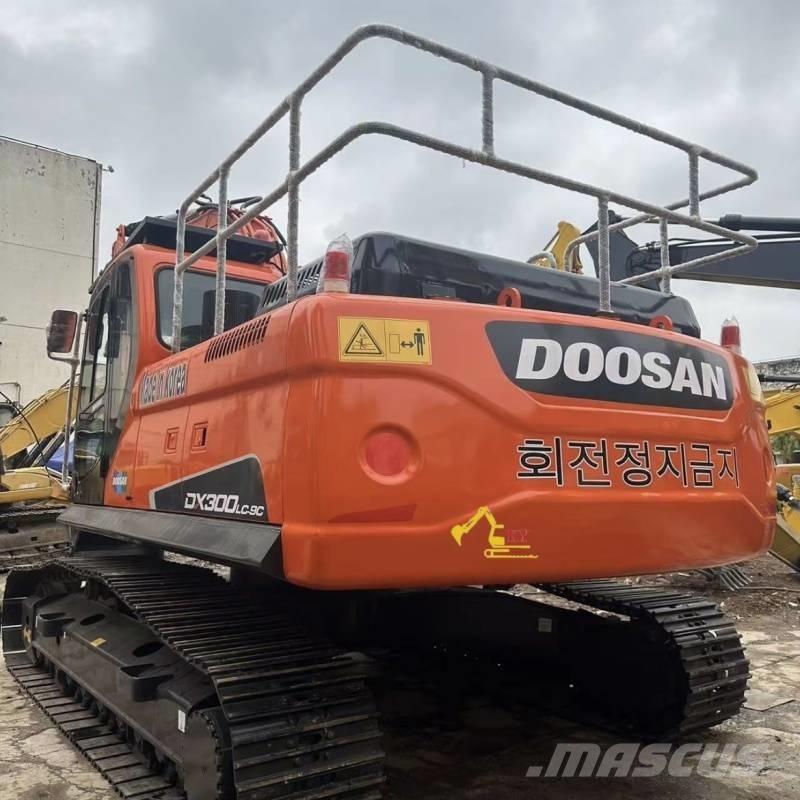 Doosan 300-9c Гусеничні екскаватори