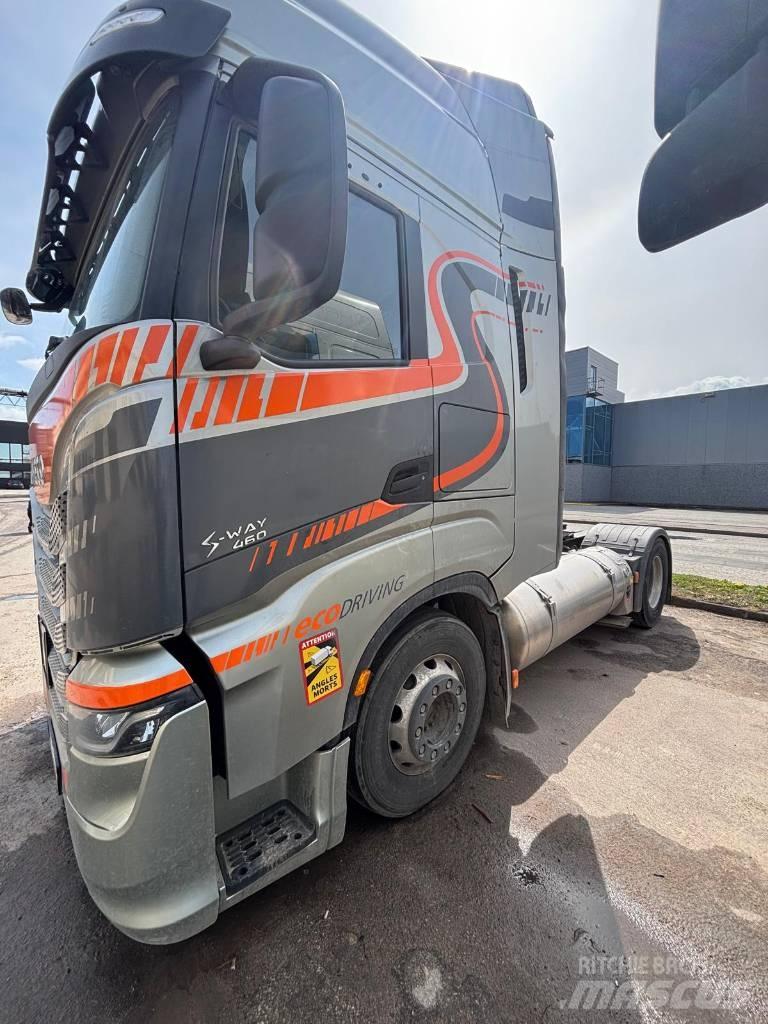 Iveco S-Way 460 LNG Тягачі