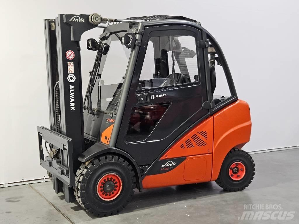 Linde H30D Дизельні навантажувачі