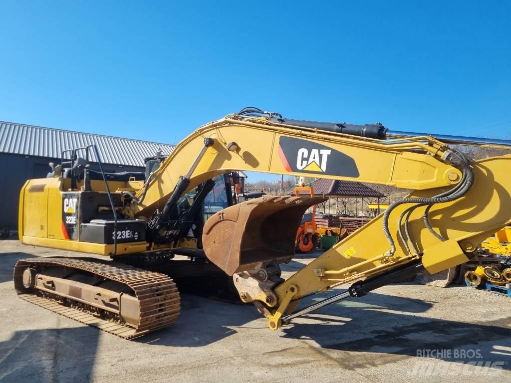 CAT 323 EL Гусеничні екскаватори