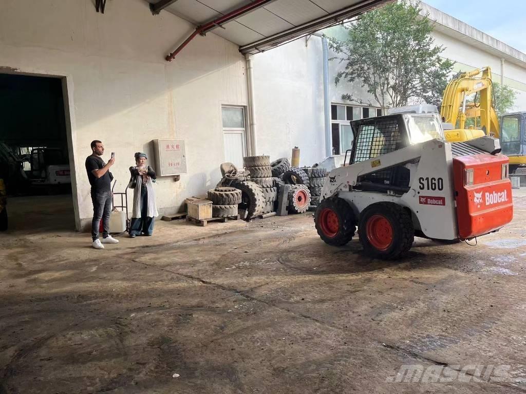 Bobcat S 160 Міні-навантажувачі