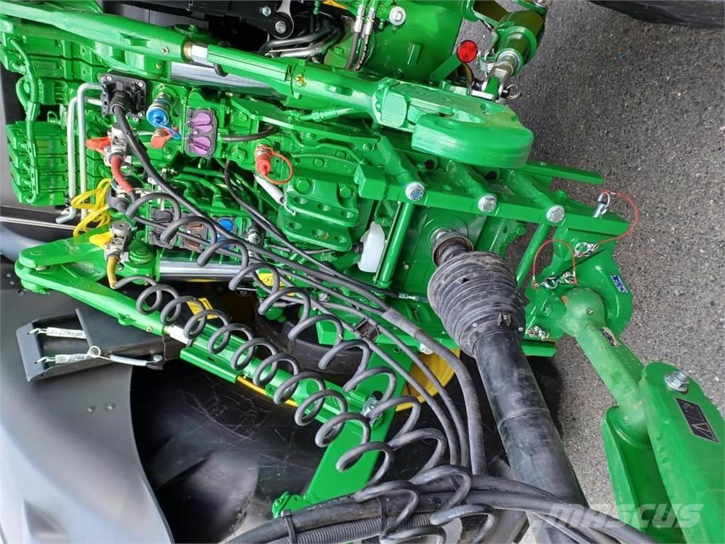 John Deere C441R Рулонні прес-підбирачі