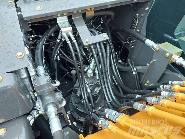 CASE CX250E Гусеничні екскаватори
