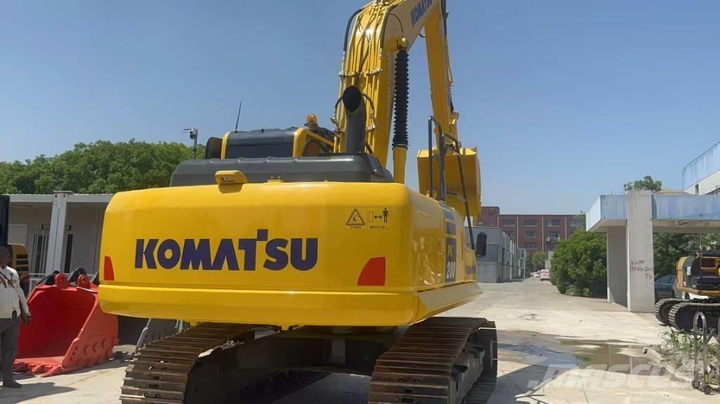 Komatsu PC 200 Гусеничні екскаватори
