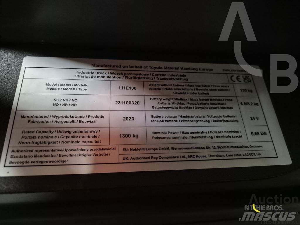 Toyota LHE130 Підбірник заказів із середніх ярусів