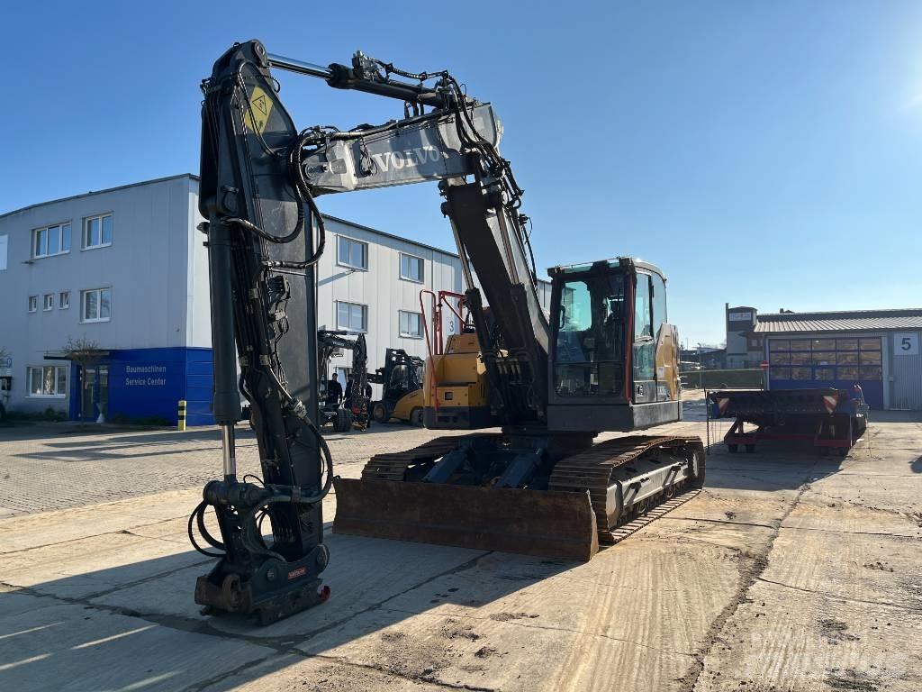 Volvo ECR235EL Гусеничні екскаватори