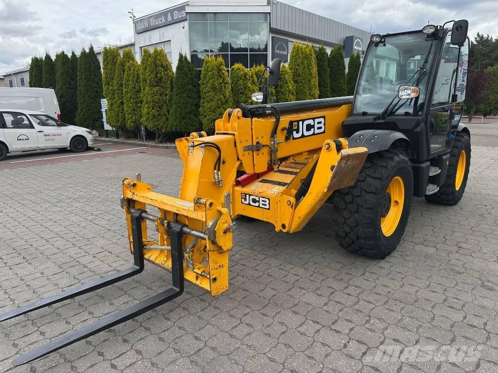 JCB 540-140 Телескопічні навантажувачі
