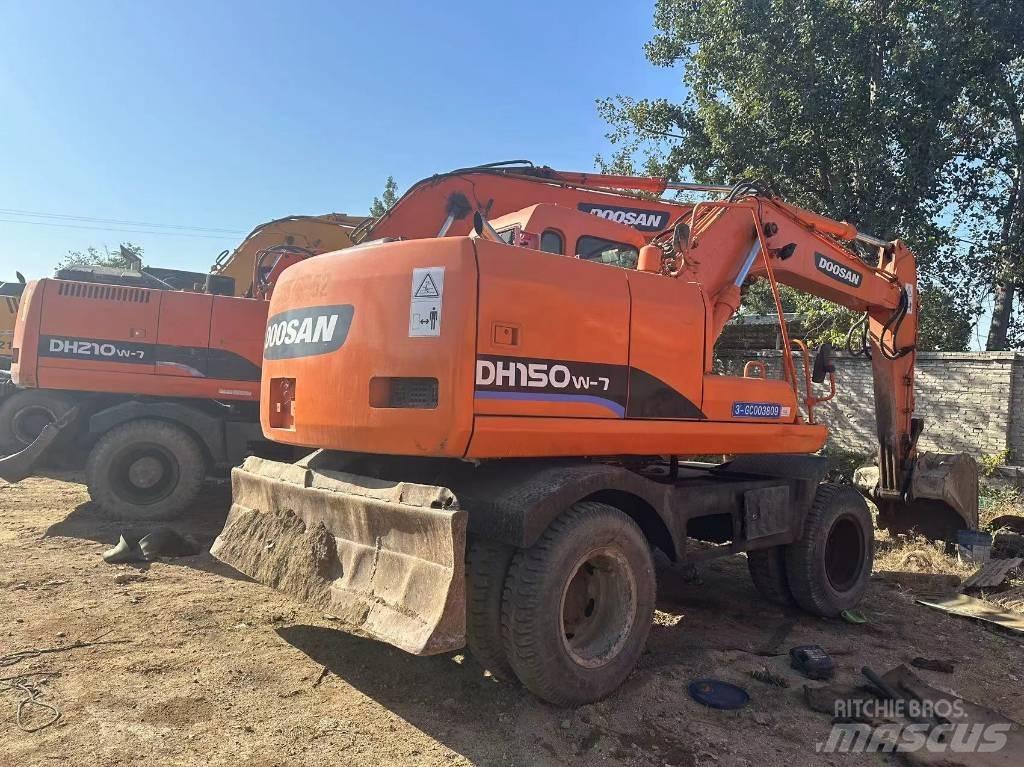 Doosan DH210W-7 Колісні екскаватори